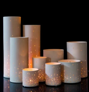 Elegant illuminated candle holders arrangement